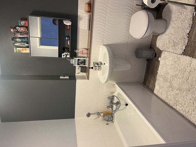 47 Robert Parker Road, Reading